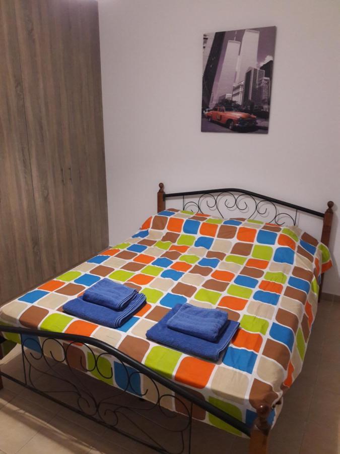 Holiday Home Larnaca Luaran gambar